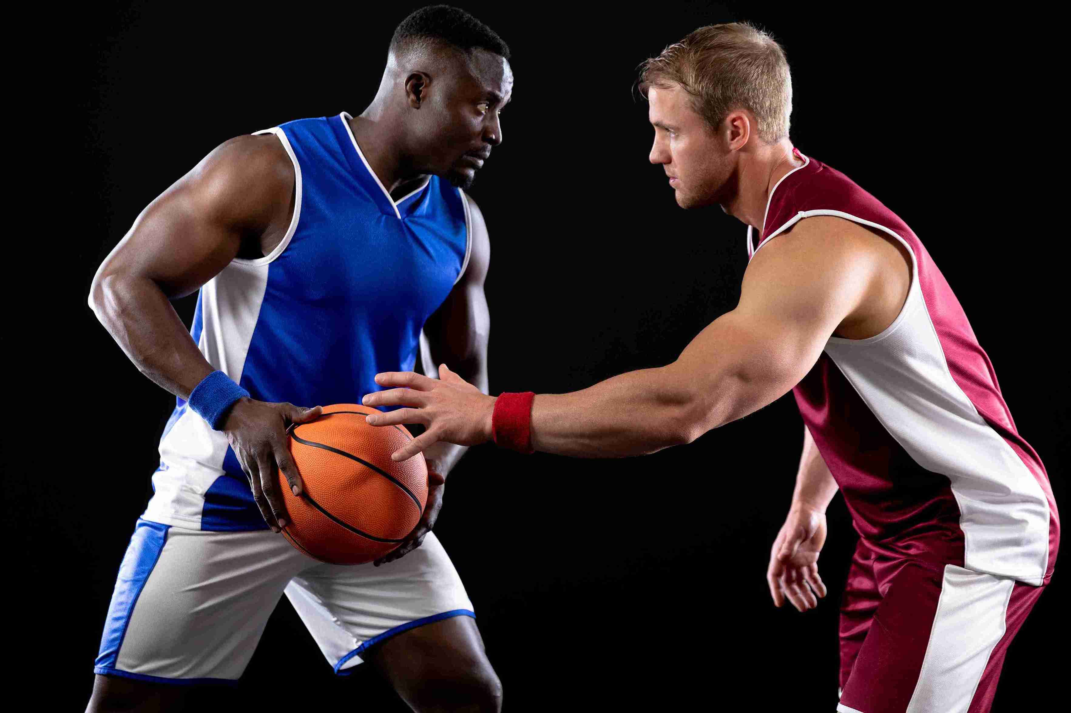 basketball-players-action_11zon
