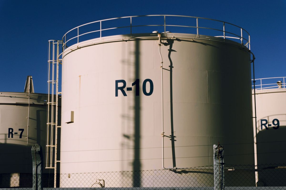 crimean-fuel-sales-halted-after-ukraine-strikes