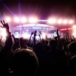 shakira-halts-security-fan-stage-invasion-concert