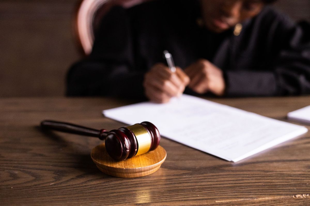 us-judge-voids-trump-irs-settlement